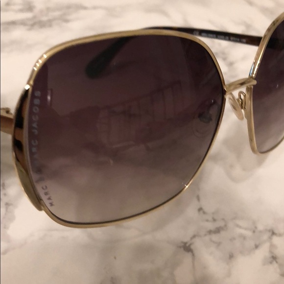 Marc by Marc Jacobs Gold Rim Sunglasses - Picture 3 of 4